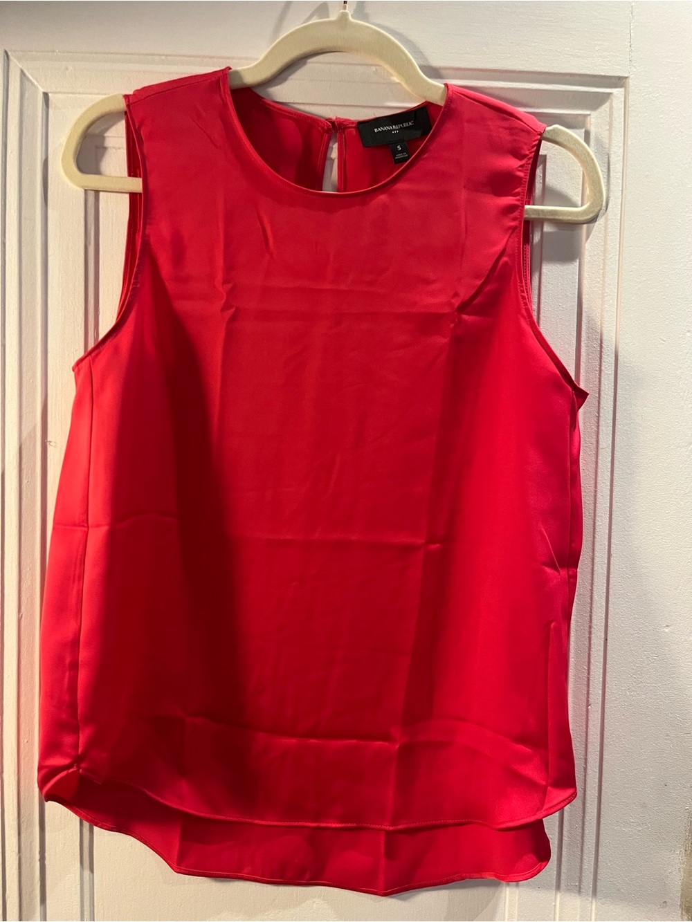 Banana Republic Bright Pink Sleeveless Shell Top